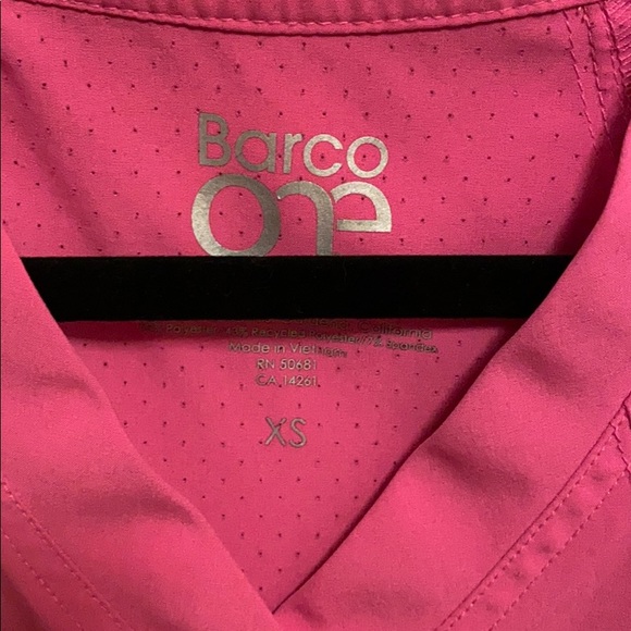 Women’s scrubs - Picture 3 of 6